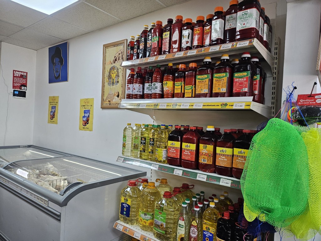 Palm oil and frozen fish and meat